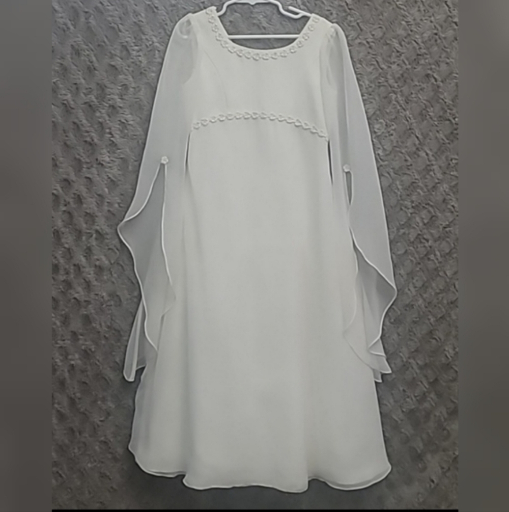 White Flower Girl/ Communion  Dress with Flowing Sleeves Size 6 Elegant Wedding